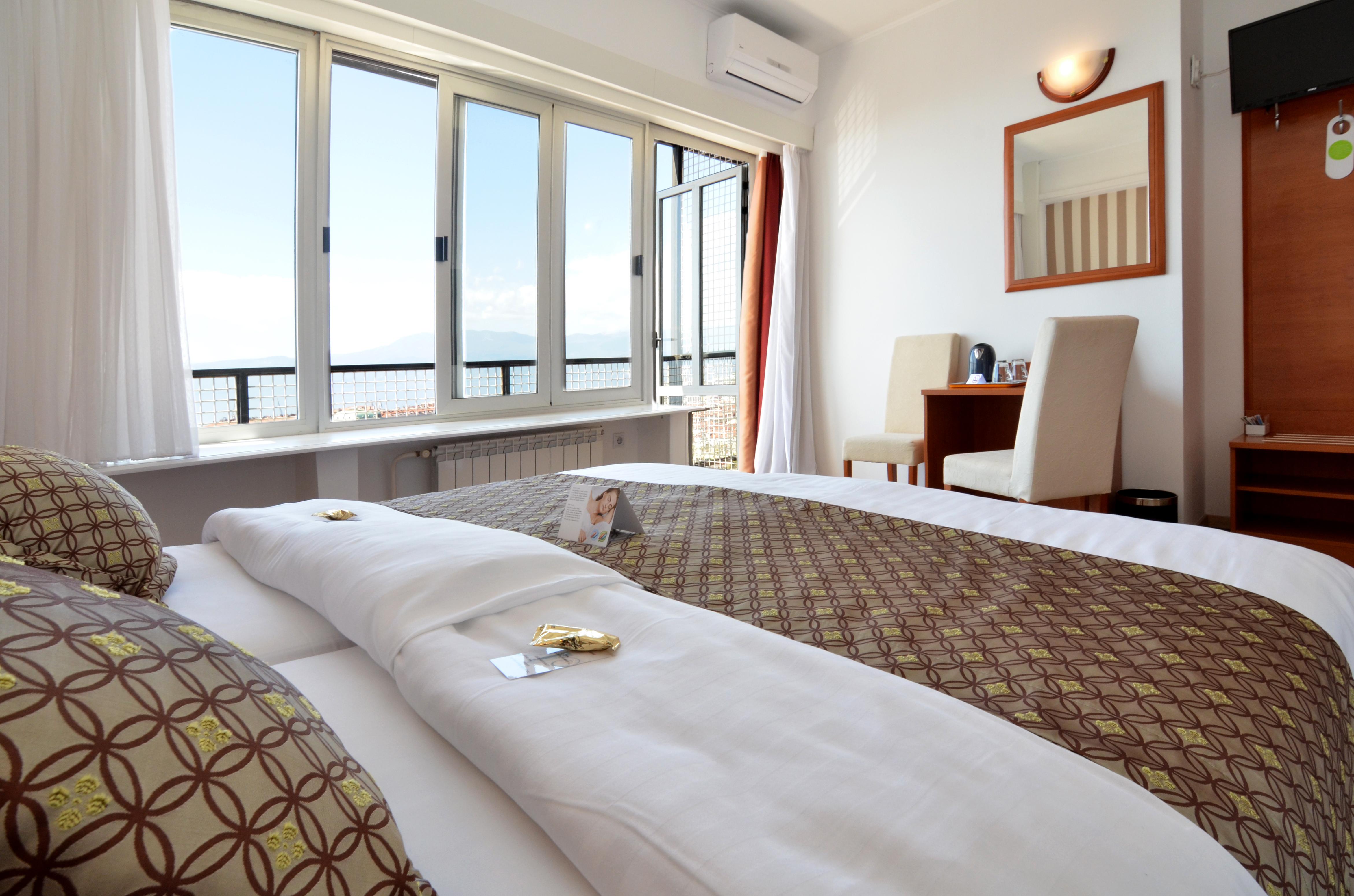 Hotel Neboder Rijeka Eksteriør billede