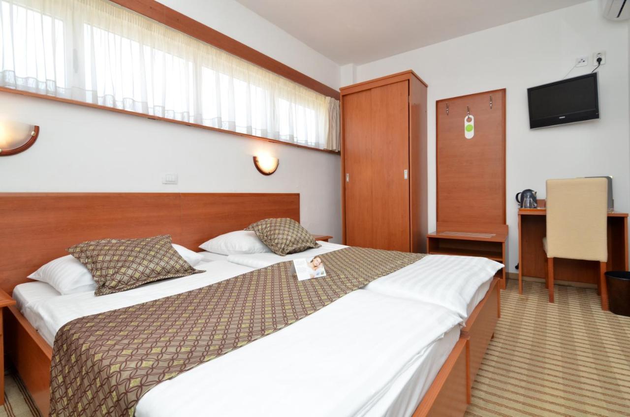 Hotel Neboder Rijeka Eksteriør billede