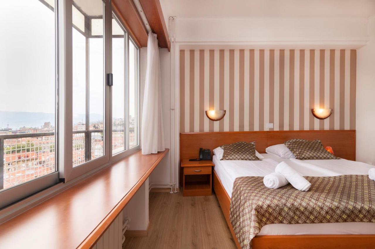 Hotel Neboder Rijeka Eksteriør billede