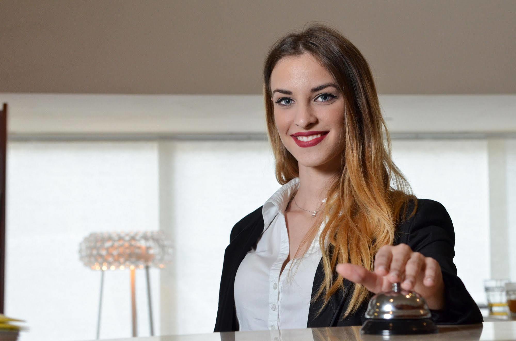 Hotel Neboder Rijeka Eksteriør billede